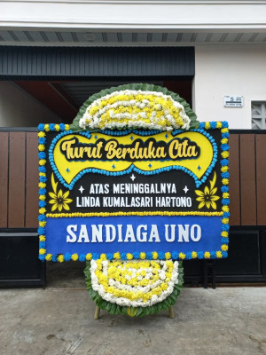 Papan Bunga Duka di Hirit